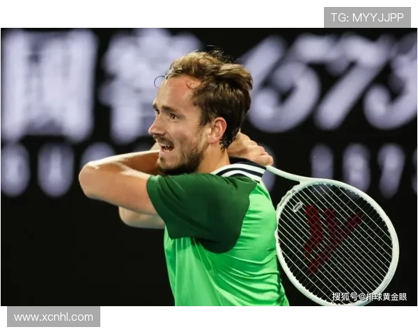 阿卡斯与梅德韦杰夫激战五盘，精彩对决成2025年上海网球赛最大亮点